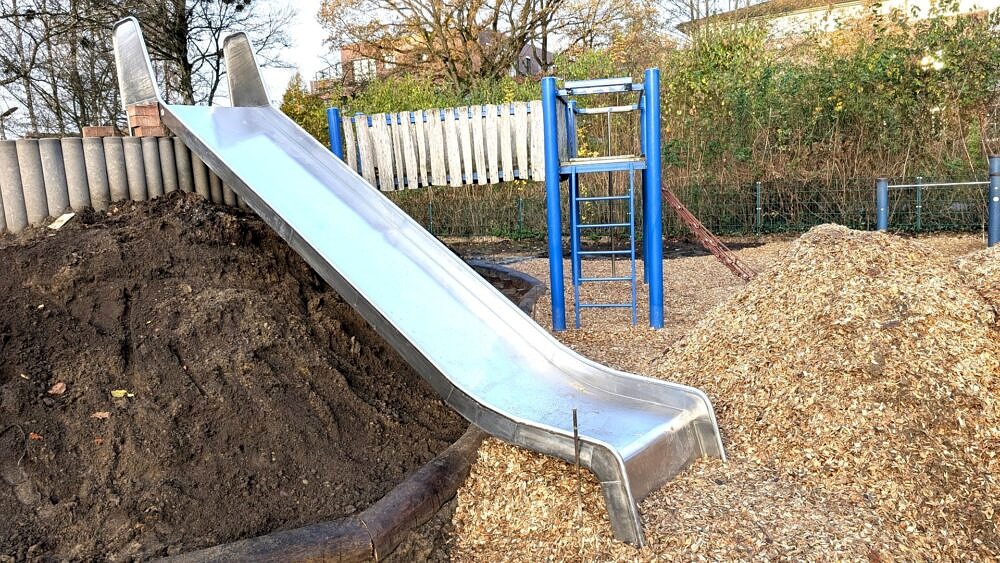 Grundschule Heidberg Norderstedt – Baufortschritt Tobehügel, November 2025